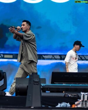 AKLO Instagram - Rolling Loud Thailand ☀️
@sorry_wavy ‘s show was 🔥🔥🔥🔥🔥
Thank you for letting me be part of it!! 

📷: @uran_sakaguchi