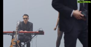 AKLO Instagram - INSIDE THE FIRST TAKE
もう見た？
今回はスペシャルバージョンで、ストリングスで始まりラップがいきなり入るアレンジだったから俺は特別緊張感あったけど、なんとかカマした🔥
とにかく情熱ってのが入ってるTAKEなので是非チェックしてね。