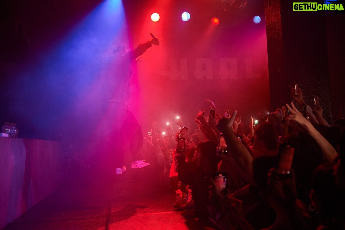 AKLO - 3.3K Likes - The other night at @clubharlem
みんなぶち上がった!最高。
LEGACY