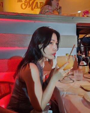 ALI Instagram - 가는 곳 마다 실패가 없었던! (그러나 코감기는.. 😷)
Oh, I wanna dance with somebody!