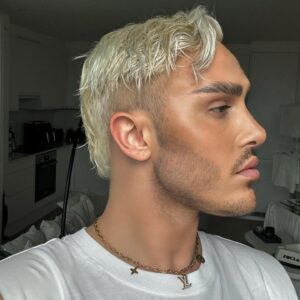 A'Whora Instagram - A blondes ambition 🤍