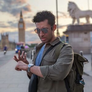 Aadar Malik Instagram - Being cool waiting for bus and realising I've got the wrong time.