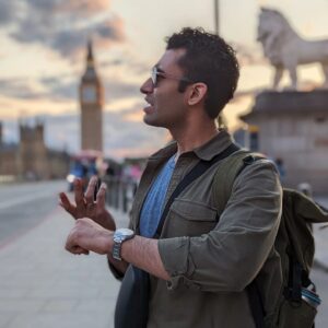 Aadar Malik Instagram - Being cool waiting for bus and realising I've got the wrong time.