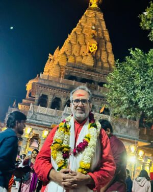 Aanand L. Rai Instagram - In the cosmic dance of creation and destruction, Shiva is both the creator and the destroyer, the beginning and the end. #jaimahakaal #jaimahakaleshwar @vbfilmwala