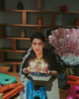 Aaron Ashab Instagram - make a wish ✨