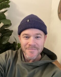 Actor Aaron Ashmore HD Instagram Photos and Wallpapers April 2023