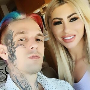 Aaron Carter Instagram - Taking a road trip with my fiance #fiance💍 @missmelaniemartin #lovewins #iloveyou3000