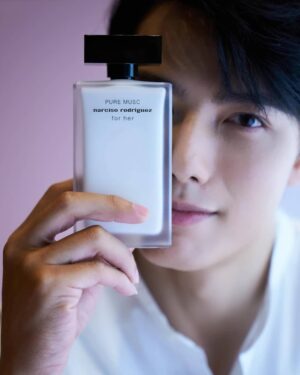 Aaron Lai Instagram - 好像蠻多人喜歡這組
所以決定釋出更多
也感謝攝影師鬼斧神工 賜我人模人樣🙇🏾‍♂️

Photo by：@33lightning33