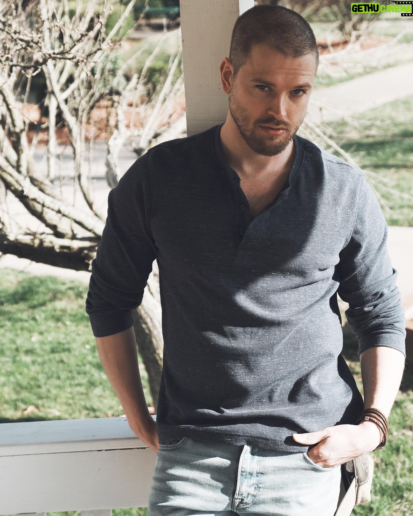 Aaron Marciniak - 397 Likes - Photo
With @mj_dougherty .
#new #photo #actor #model #stuff #etc #countryboy