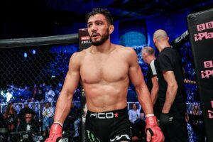 Aaron Pico Instagram - Ready to step back in the office. Little less than a month away @bellatormma vs @pflmma