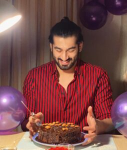 Aashirman DS Joshi Instagram - On my birthday (and everyday tbh) I feel so loved and I am so grateful for each and every one of you for that.. means a lot 🥰 Thank you so much for wishing me everyone ! I am the Luckiest ⭐️ I may not be able to thank you all individually but know that I really am genuinely thankful and touched ☺️
Oh also how can I forget, ‘I don’t know about you but I’m (officially) feeling 22 !!!!’ 🥳 I get to finally sing that Taylor Didi song haha 😅
Thank you to my fam for making me feel so special @raveenadesrajshrestha @bhaven5832 @ayushmandsj @priyanka.karki @maazigar and Mamu dearest who likes to spoil me silly always, baked me a cake and it was delicioussss 🤤 Thank youuuu 😘
I had my first ever virtual birthday party 🕺🏻
-Love A (Not the PLL wala A, Yours truly wala A) ❤️
#lockdownbirthday #22 #blessed