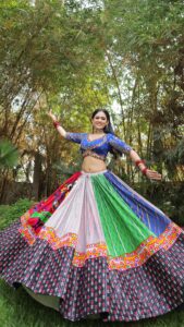 Actress Aayushi Dholakia HD Instagram Photos and Wallpapers June 2024