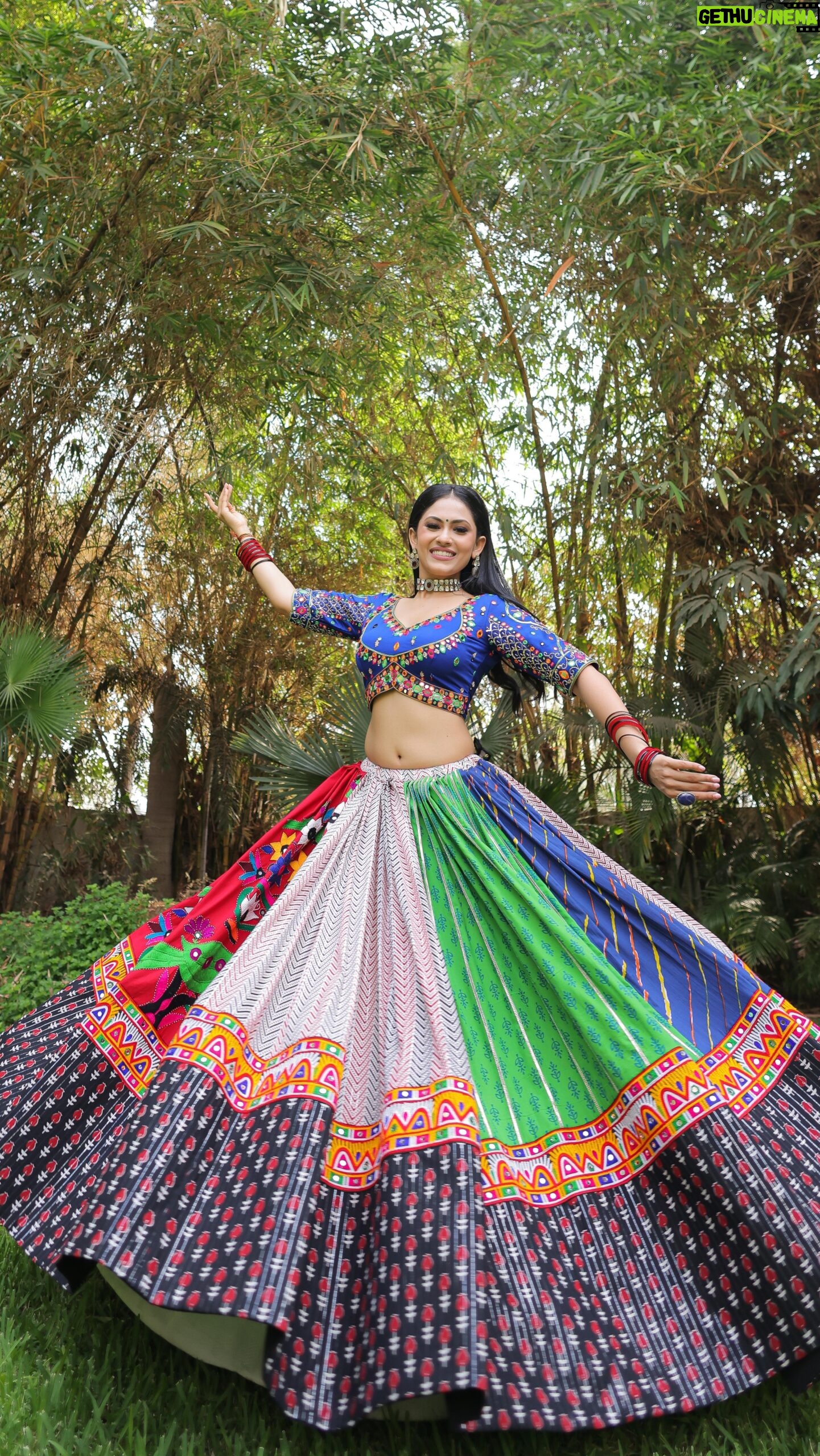 Aayushi Dholakia - 2K Likes - Explore our new navaratri collection 2024:”ઝમકુડી“
Gujjus are never not ready for navratri! If you are a true blue garba enthusiast then don’t forget to check out our new colourful navratri collection!
@prapti_mehta10@roniee_11
In frame : @aayushidholakia_
Look by: @nehasitapara_makeup_studio @elixirsalon_as Jewellery: @shubha.in
Captured by @mayur_makwana_photography