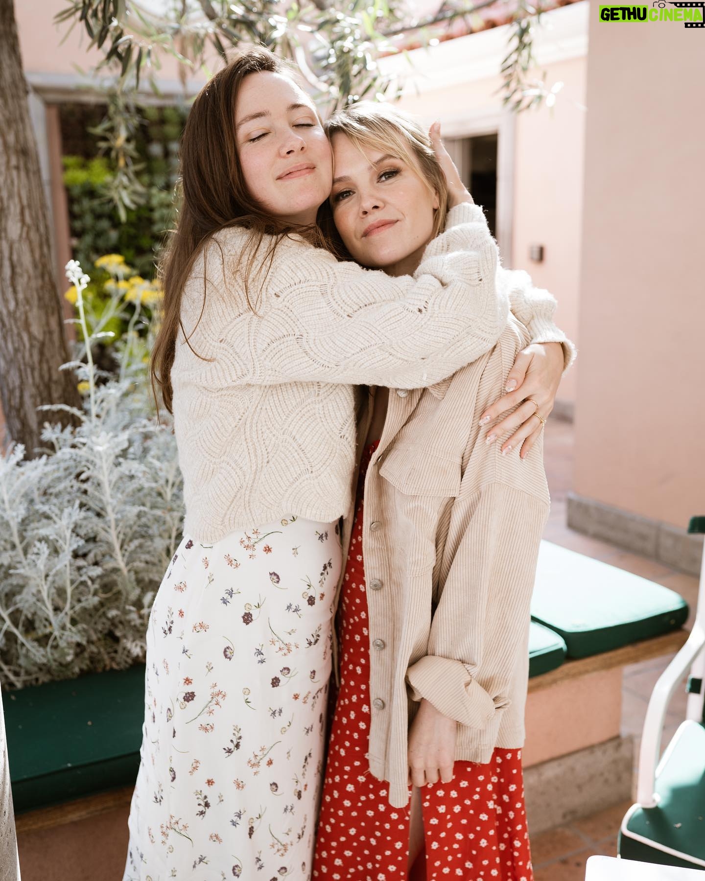 Abbie Cobb - 582 Likes - sweet things with sam 🌼🍦🌺