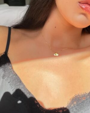 Abby Bergman Instagram - 🤍
.
.
.
.
.
.
@the_vintage_secret adding a touch of class ❣️
.
.
.
Wearing
Repurposed Chanel Large Logo Necklace 
Repurposed Dior Mini Gold Necklace 
Semi-Fine Gold Fiargo Necklace 

#classylook #classicstyles #teenstyle #beautifuljewellery #aussiebrand #influencerstyles #influencermelbourne #gifted