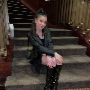 Actress Abby Bergman HD Instagram Photos and Wallpapers March 2024
