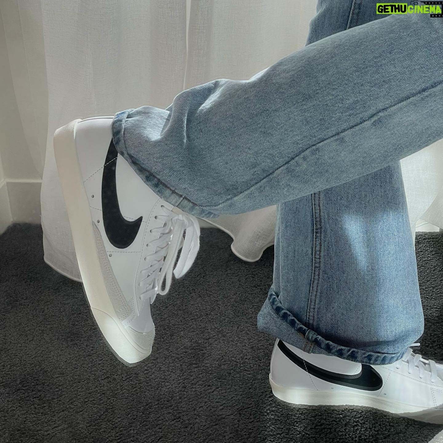Abby Bergman - 2.3K Likes - I was invited by @twobirdstalking and @nike to share my thoughts on woman in sport and other gender equality issues. As a bonus for sharing something I’m so interested in I was rewarded with an amazing shopping spree at Nike!
I’m so in love with my new shoes and clothes. I can’t wait to share them with you on socials.
Thank you so much @twobirdstalking for these two incredible experiences.