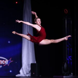 Abby Miller Instagram - The #ALDC Summer National Tour is off to an amazing start! Thank you Nextstar, Star Dance Alliance, Dance One & All the judges! Congratulations Scarlett! Thanks to her Mom & Dad for all their time, energy, and respect! 👏🏼❤️ #aldcproud 

@nexstardance Round Rock, Texas 🏆@stardancealliance

First place in the lyrical category and a diamond adjudication with Can You Hear Me

First place in the open category, diamond adjudication, first place overall level three teen and a $300 World Dance Pageant scholarship with Cair de Lune. 👏🏼👏🏼👏🏼

#aldc #aldcla #abbylee #abbyleemiller #giannamartello #abbyleedancecompany #dancemoms #nationals #leaveitonthedancefloor
