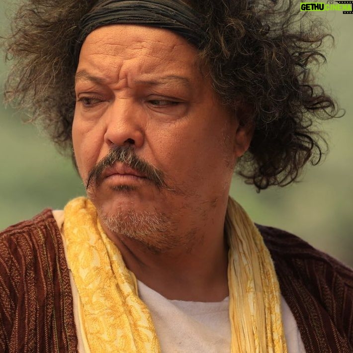 Abdellah Ferkous - 2.1K Likes - #الصك #_وغنيمة
صور من مسلسل الصك وغنيمة مع الصديق والمخرج عهد بن سودة في درو الصك أنتاج القناة @al_aoula
أجواء التصوير في ديكورات رائعة في مدينة خنيفرة 🎬