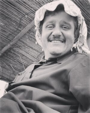 Abdulla Al-Khudr Instagram - ‏قواعد السعادة: 
عش ببساطة مهما علا شأنك
توقع خيراً مهما كثر البلاء
 تعلم العطاء بلا منّ ولا انتظار الرد .