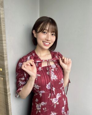 Abe Wakana Instagram - ひと足お先に
夏、失礼します🍉☺️

この夏のご予定は？？
#snidel#01#fyp#fypシ#夏#ワンピース