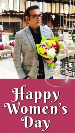 Abhijeet Bhattacharya Instagram - माँ बीवी बहन बेटी बहू .. सब लक्ष्मी
Happy Women's Day to all the phenomenal women who make the world brighter, kinder, and more compassionate. 
#happywomensday
#internationalwomensday2024
#abhijeetunplugged
#abhijeetsongs
#humentumsepyarkitna
#bollywoodmusic
#sanatandharma
