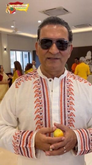 Abhijeet Bhattacharya Instagram - नमन , वंदन और पुष्पांजली !! जय माँ सरस्वती 🙏🙏🙏
#saraswatipuja2024 #basantpanchami2024 #saraswatima #abhijeetunplugged #saraswatipujavibes #basantpanchami #anjali #pushpanjali #🙏#lokhandwaladurgotsav #lokhandwaladurgapuja