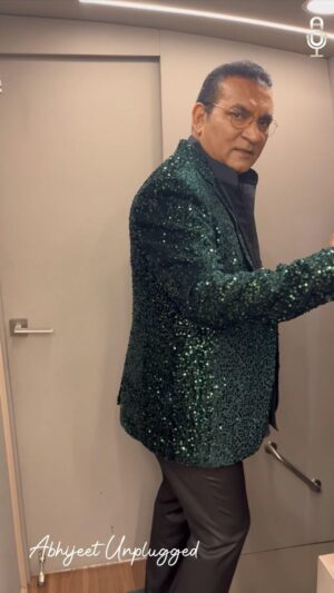 Abhijeet Bhattacharya Instagram - #legends  soon on Zee Bangla  ZEE TV  Anirban Bhattacharya 

#ZeeBangla 
#ZeeTV 
#AnirbanBhattacharya 
#abhijeetunplugged 
#abhijeetfans 
#abhijeetsongs 
#bollywoodsongs 
#iamthebest