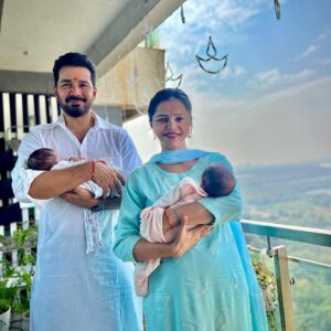 Abhinav Shukla Instagram - Excited and extremely happy to share that our daughters , Jeeva and Edhaa are  one month old Today …. Universe blessed us on the auspicious day of Gurpurab ! 

Send in your wishes For our angels 👼🏻👼🏻