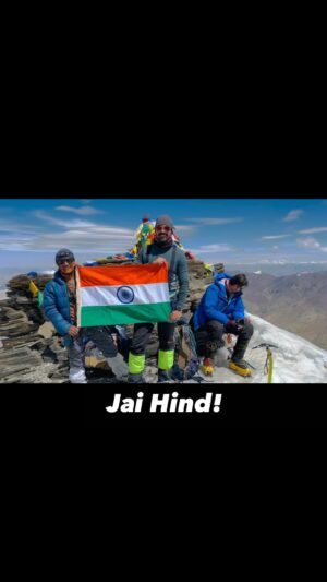 Abhinav Shukla Instagram - Nation First! My wishes to fellow countrymen from 6250 mtrs.
