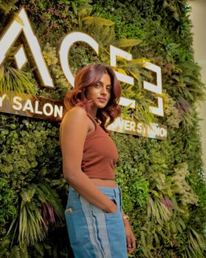 Abhirami Instagram - New year New Hair . 
Hair makeover with  @page3lulumall_kochi 🤎✨
📷: @photographer_.sanu