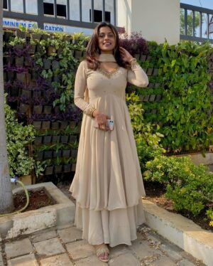 Abhirami Instagram - Im totally in love with this salwar suit from @droz_official 🥹💜
@leandra__maria thankyou soo much for the last minute save ♥️🥂

📷 : @amanaskar524