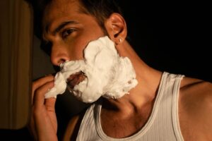 Abhishek Banerjee Instagram - Shave of the day 😉

@trunkmotionpictures 
@ryan_cube
@palka_sodhi

#shaveoftheday #poser #photoshoot #actor #actorslife