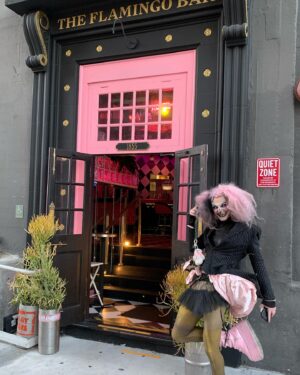 Abhora Instagram - Found this cute pink bar near my house so I decided to take a cute pink date to it! 🩷 @shrinkle 🩷
#laartsdistrict #flamingobar #dragula #abhora #pink