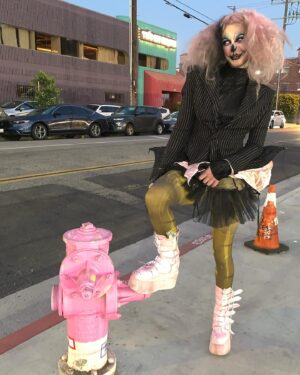 Abhora Instagram - Found this cute pink bar near my house so I decided to take a cute pink date to it! 🩷 @shrinkle 🩷
#laartsdistrict #flamingobar #dragula #abhora #pink
