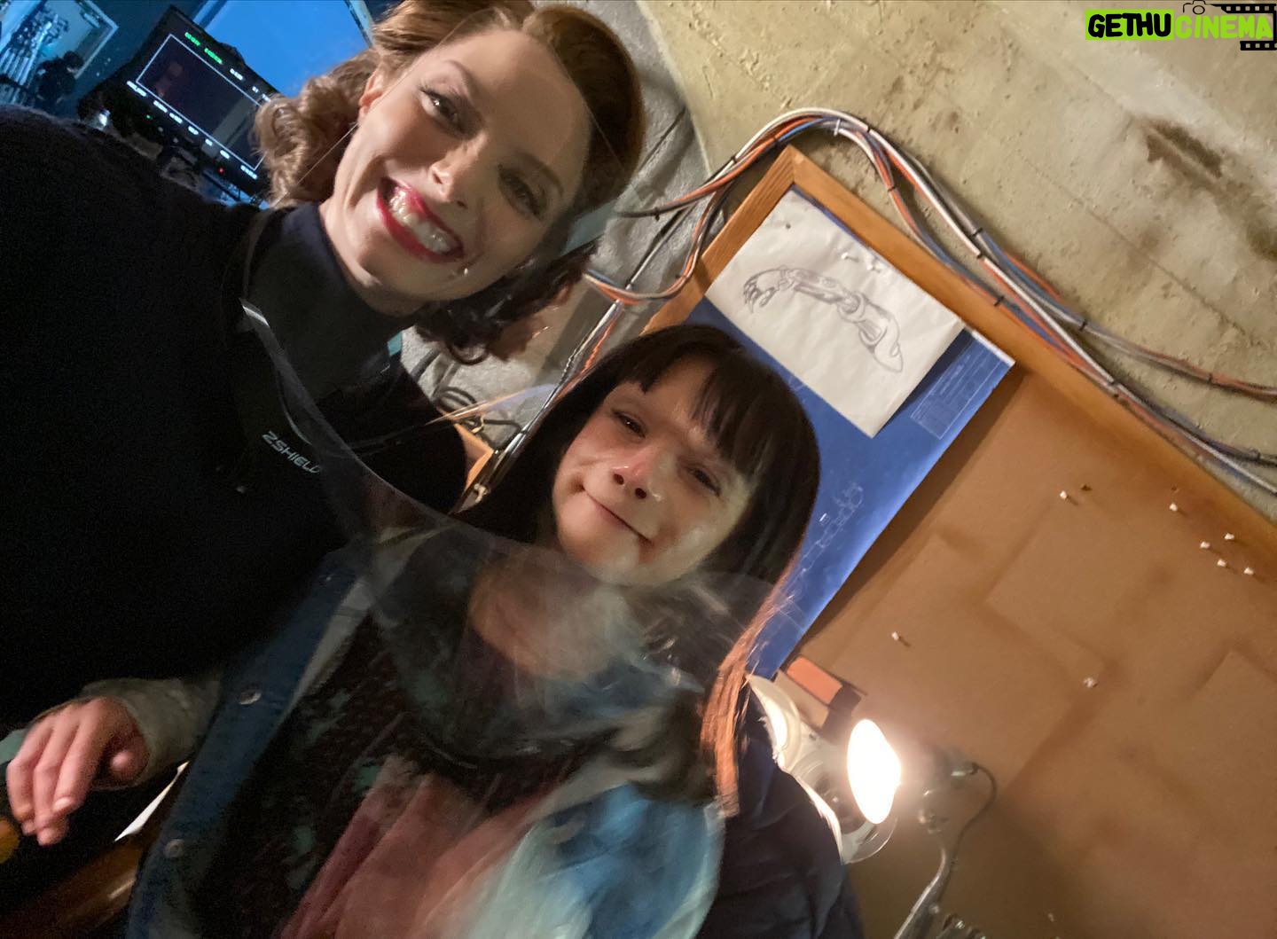 Abi Monterey - 2.4K Likes - A few more behind the scenes photos from season 3 ❤️