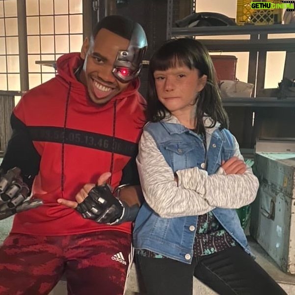 Abi Monterey - 2.4K Likes - A few more behind the scenes photos from season 3 ❤️