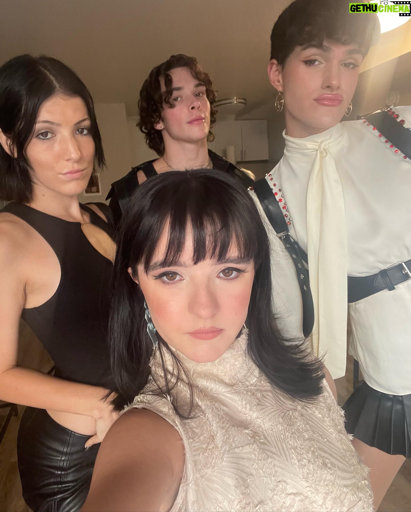 Abi Monterey - 2.8K Likes - Pics from the Curse of Bridge Hollow screening yesterday! Had the best time and got to bring my favorite people <3 Watch us on @netflix 10/14!