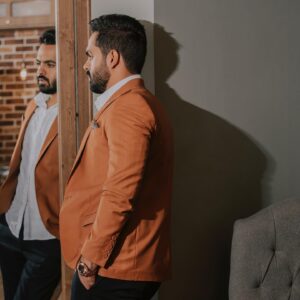 Abolfazl Mousavi Instagram - درست در همان لحظه که دیگران 
نا امید می شوند، 
افراد موفق ادامه می دهند... 

#mousic #photo #singer #consert #live #mousicpop #abolfazlmousavi.official
#instagram #instagood #mood #photographer #photography #photography📷 #photograph #modelling #model

#موزیک #عکس #خواننده #کنسرت #لایو #عکاس #عکاسی #مدل