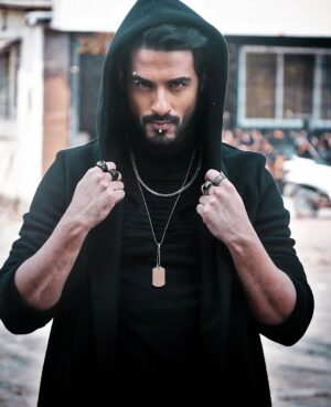 Abrar Qazi Instagram - Looking at this picture won't fix all your problems, but it's a good start...

Clicked by:@rahul___1197