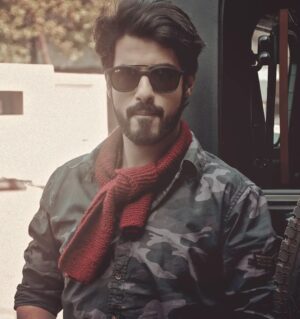 Abrar Qazi Instagram - Photo dump! Coz i love these shades...!

#yhc #instamood #photodump #foryou 

Credits: @rahul___1197