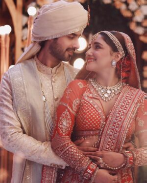 Abrar Qazi Instagram - You are all invited to #Rajvi ki shaadi!❤️ 
#kumkumbhagya on @zeetv and @zee5shows 

Beautifully captured by: @im_harshl