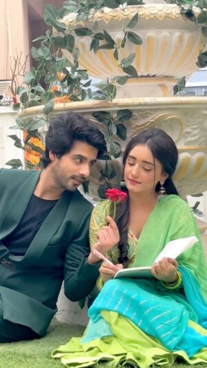 Abrar Qazi Instagram - शोर वाली इस दुनिया में सुकून भरा लम्हा हो तुम🌹#rajvi#kumkumbhagya @zeetv 🎥 @__kirru__ ❤️
