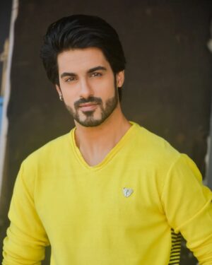 Abrar Qazi Instagram - Whatever you do,good or bad, people will always have something negative to say about you and that is life...

#thoughts #picoftheday #mood #actorslife