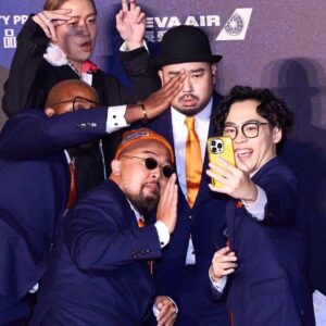 Ada Chang Instagram - 入圍金鐘！！謝謝
從小養育我的三立 MTV 以及源活
還有從高中一起到現在的兄弟小乾
帶著他最狠的團隊我的檔期有限公司
一起跟大嘻哈時代2走上紅毯！
說真跟你結婚一樣感動Rrrrrrrrrr

大嘻哈主持四寶相互扶持，賴皮的老鷹
豆姐的搜豆，史大的kitkat 迪拉的...跳繩！
所有參戰的選手們！
所有幕後團隊你們辛苦了恭喜你們實至名歸！

#大嘻哈時代2#我的檔期#MTV#源活#三立