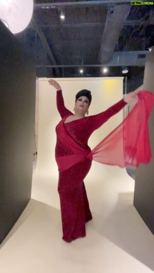Ada Vox Instagram - So happy I got to have this surprise shoot with @scottramsay 😍😍
So excited to share the photos with y’all 📸
#photoshoot #plusize #adavox #thevoiceofdrag