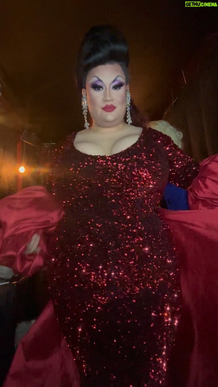 Ada Vox - 3 Likes - New dress, new breasts, who ādis? lol
Monochromatic red glamour ā„ļøā„ļø
.
#AdaVox #Qotu #rpdr #drag #thevoicepfdrag #red