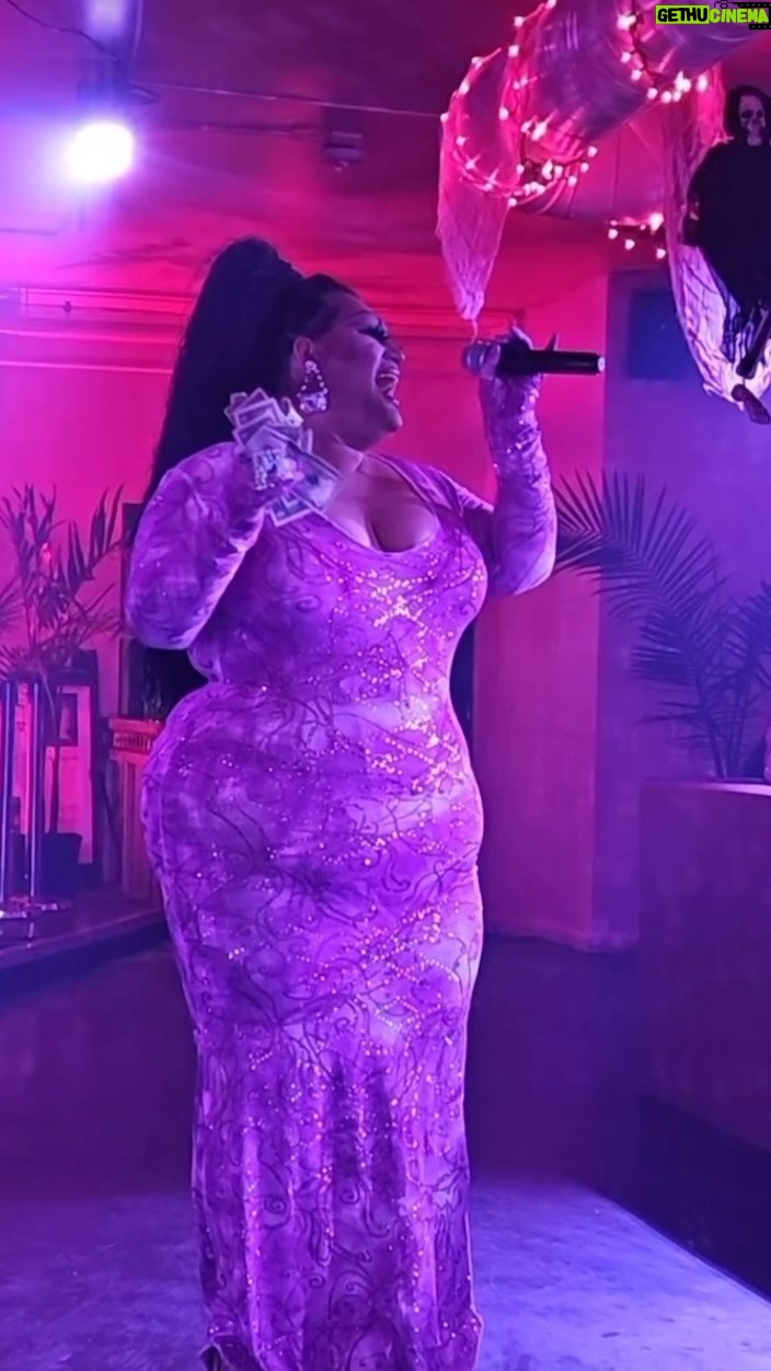 Ada Vox - 598 Likes - Singing just makes me so happy, yāall š„¹ Iām so glad that through the healing it offers me, that Iām able to heal some of you in return šļøš¶
#adavox #thevoiceofdrag #vocals #singing #ettajames #queenoftheuniverse #rpdr #vocalist
