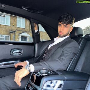 Adam Azim Instagram - Blessings on blessings on blessings…. Alhamdulillah #21🎊🎉🎂 
-
-
-
📸 @ovoali_ 
-

#life #birthday