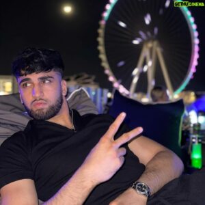 Adam Azim Instagram - Annual leave 🇦🇪

-

-

-

📸: @ovoali_